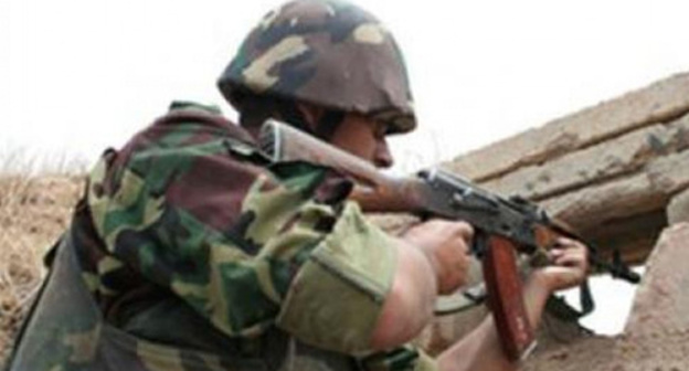 Солдат на передовой позиции. Фото: http://www.gapp.az/news/235076