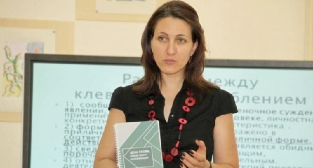 Галина Арапова. Фото: http://riavrn.ru/news/voronezhskiy-sud-oprosil-svideteley-po-isku-tsentra-zashchity-prav-smi-k-minyustu/