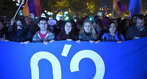 Митинг протеста в Ереване  21.11.2015. Фото: http://rus.azatutyun.mobi/a/27378038.html