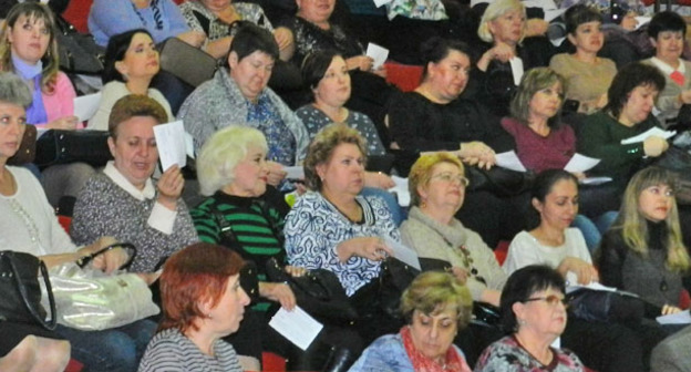 Общественные слушания по вопросу объединения должностей сити-менеджера и главы Волгограда. 23 ноября 2015 г. Фото Татьяны Филимоновой для "Кавказского узла"