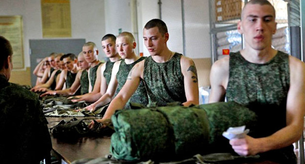 Призывники. Фото: Владимир Аносов. ЮГА.ру
