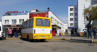 Автобус на автовокзале в Нальчике. Фото: http://www.101hotels.ru/main/cities/Nalchik/stations/bus_stations/avtovokzal_nalchik
