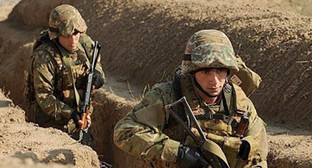 Солдаты на передовой. Фото: http://nkr-news.com/arcakh/azerbajdzhan-za-vyhodnye-svyshe-80-raz-narushil-peremirie-na-karabahskom-napravlenii.html Солдаты на передовой. Фото: http://nkr-news.com/arcakh/azerbajdzhan-za-vyhodnye-svyshe-80-raz-narushil-peremirie-na-karabahskom-napravlenii.html