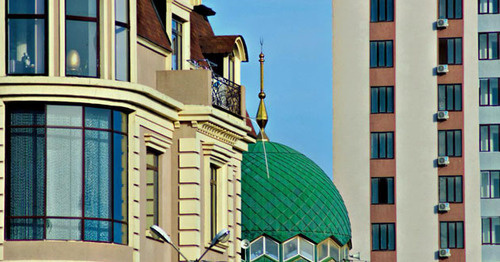 Мечеть "Ан-Надырийя" на улице Котрова. Фото: Ислам Андийский http://www.odnoselchane.ru/
