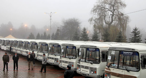 Автобусы. Нальчик. Фото http://www.kbrlife.ru/page/2/