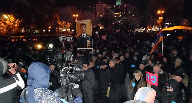 Митинг на площади Свободы в Ереване. Фото Тиграна Петросяна для "Кавказского узла"