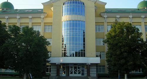 Здание Адыгейского государственного университета . Фото: http://budennovsk.org/?p=106585