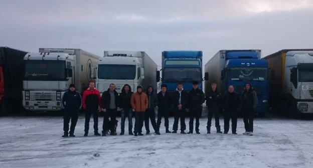 Участники акции волгоградских дальнобойщиков в Подмосковье. 5 ноября 2015 года. Фото: Ulianov24.livejournal.com