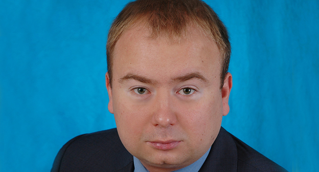 Денис Хмелевский. Фото: ttp://krd.ru/gorodskaya-duma/struktura-gorodskoy-dumy/deputaty-gorodskoy-dumy-krasnodara/khmelevskoj.html