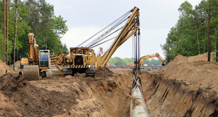 Укладка газопровода. Фото: http://www.riadagestan.ru/mobile/news/security/mchs_utechka_gaza_zafiksirovana_v_levashinskom_rayone_dagestana/ Укладка газопровода. Фото: http://www.riadagestan.ru/mobile/news/security/mchs_utechka_gaza_zafiksirovana_v_levashinskom_rayone_dagestana/