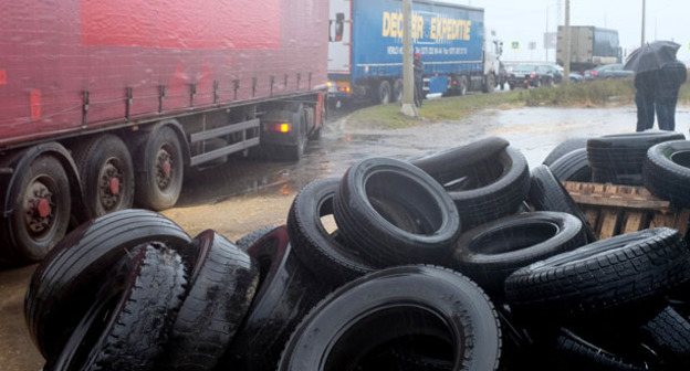 Забастовка дальнобойщиков. Декабрь 2015 г. Фото: Эдуард Корниенко ЮГА.РУ