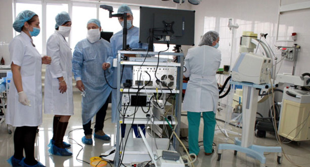 Сотрудники республиканской клинической больницы в Нальчике. Фото http://pravitelstvo.kbr.ru/oigv/minzdrav/?PAGEN_1=11