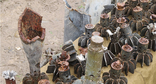 Снаряды, найденные в зоне карабахского конфликта. Фото Алвард Григорян для "Кавказского узла"