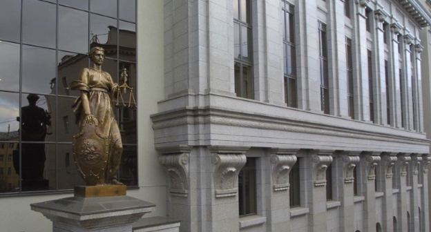 Статуя Фемиды на здании Верховного суда России. Фото: Supcourt.ru