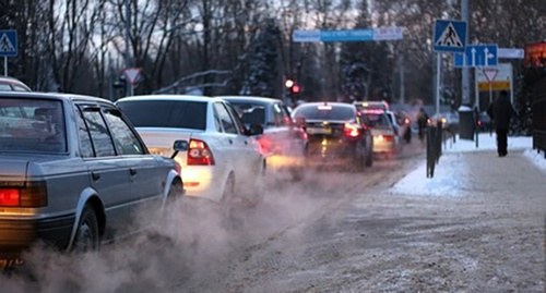 Автомобили на улице Краснодара. Фото: www.yugopolis.ru, http://www.yugopolis.ru/