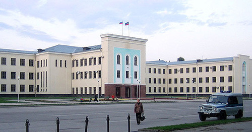 Дом Правительства КЧР. Черкесск. Фото пользователя Irene_Z https://www.flickr.com