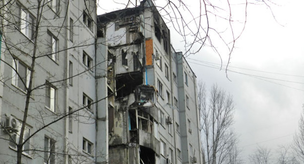Разрушенная многоэтажка в Волгограде признана аварийной. 24 декабря 2015 г. Фото Татьяны Филимоновой для "Кавказского узла"