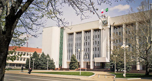 Майкопский городской суд. Фото http://www.maykop.pro/index.php?newsid=752 Майкопский городской суд. Фото http://www.maykop.pro/index.php?newsid=752