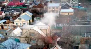 Место проведения спецоперации на улице Циолковского. 15 января 2016 года. Фото: скриншот из видеозаписи очевидца спецоперации, Youtube.com Место проведения спецоперации на улице Циолковского. 15 января 2016 года. Фото: скриншот из видеозаписи очевидца спецоперации, Youtube.com