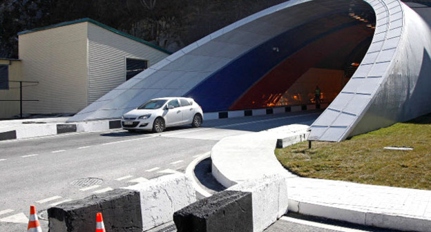 Рокский тоннель, связывающий Россию с Закавказьем. Фото: Влад Александров, ЮГА.ру
