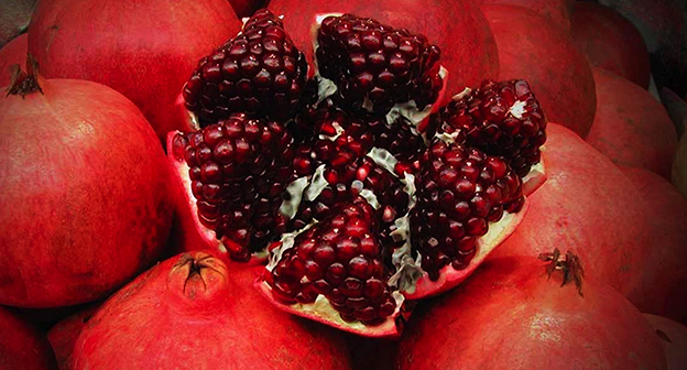 Гранат. Фото: http://www.biznesinfo.az/news/society/params/ln/ru/article/100366