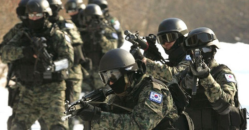 Сотрудники силовых структур. Фото www.riadagestan.ru