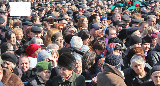 Похороны Тамерлана Агузарова. Владикавказ, 21 февраля 2016 г. Фото Эммы Марзоевой для "Кавказского узла"