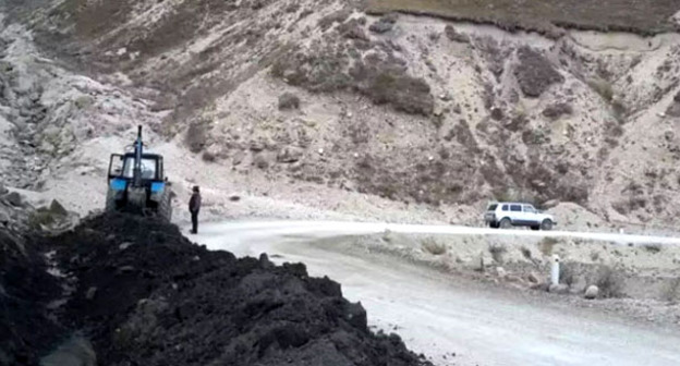 Трасса Мехельта – Тлярата в Гумбетовском районе Дагестана. Фото http://www.riadagestan.ru/