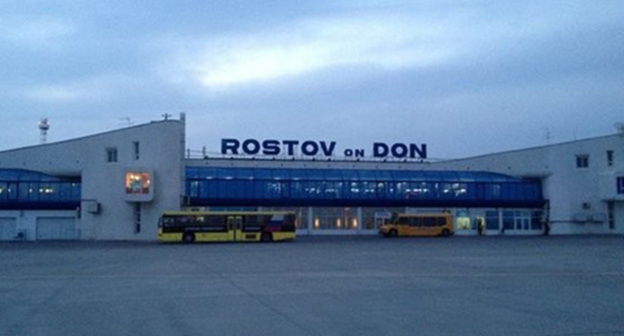Аэропорт Ростова-на-Дону. Фото: http://bloknot-rostov.ru/news/tri-vokzala-i-aeroport-byli-evakuirovany-segodnya--728106