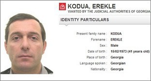 Объявление Интерпола о розыске Кодуа. Фото: Frontnews.ge Объявление Интерпола о розыске Кодуа. Фото: Frontnews.ge