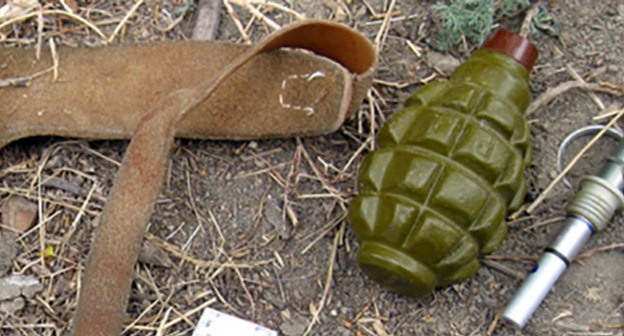 Ручная граната. Фото: http://nac.gov.ru/kontrterroristicheskie-operacii/v-dagestane-obnaruzhen-banditskiy-taynik.html