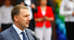 Андрей Мурга. Фото http://www.stavinvest.ru/?page=Andrey-Murga-pozdravil-shkolnikov-s-Dnem-znaniy Андрей Мурга. Фото http://www.stavinvest.ru/?page=Andrey-Murga-pozdravil-shkolnikov-s-Dnem-znaniy