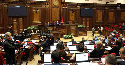 Заседание парламента Армении. Фото: RFE/RL