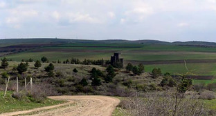 Кахетинский район Грузии. Фото: khalampre - kakheti fort, https://ru.wikipedia.org/wiki/Кахетия#/media/File:Kakheti_fort.jpg Кахетинский район Грузии. Фото: khalampre - kakheti fort, https://ru.wikipedia.org/wiki/Кахетия#/media/File:Kakheti_fort.jpg