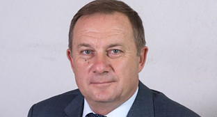 Владимир Прасолов. Фото: http://mytaganrog.com/article/12-fevralya-vladimir-prasolov-vystupil-s-otchyotom-pered-zhitelyami-goroda Владимир Прасолов. Фото: http://mytaganrog.com/article/12-fevralya-vladimir-prasolov-vystupil-s-otchyotom-pered-zhitelyami-goroda