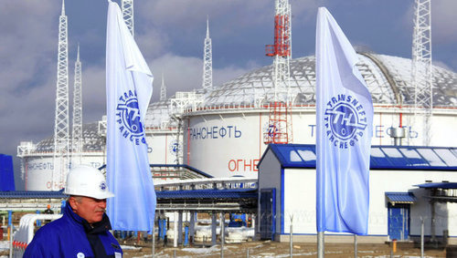 Нефтяное хранилище “Транснефть” . Фото: http://rusevik.ru/news/239926