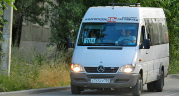 Маршрутное такси 10а. Волгоград. Фото Татьяны Филимоновой для "Кавказского узла"