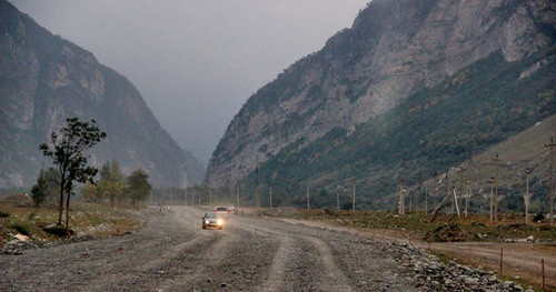 Участок дороги Владикавказ - Ларс. Фото Магомеда Магомедова для "Кавказского узла"
