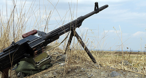 Оружие на линии соприкосновения в Нагорном Карабахе. Фото Алвард Григорян для "Кавказского узла"