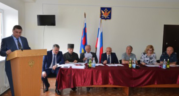 Заседание комиссия по адаптации при главе КБР. Фото: http://kbrria.ru/obshchestvo/komissiya-po-adaptacii-pri-glave-kbr-rassmotrela-novoe-obrashchenie-14393
