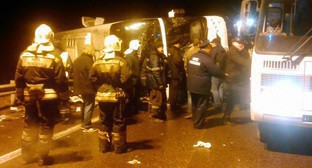 ДТП с автобусом в Тарумовском районе Дагестана, 13 июля 2016 г. Фото: МЧС России http://www.mchs.gov.ru/operationalpage/Operativnaja_informacija/item/32808566/ ДТП с автобусом в Тарумовском районе Дагестана, 13 июля 2016 г. Фото: МЧС России http://www.mchs.gov.ru/operationalpage/Operativnaja_informacija/item/32808566/
