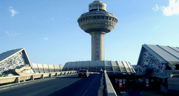 Здание аэропорта "Звартноц". Ереван. Фото пользователя erebuni http://wikimapia.org/