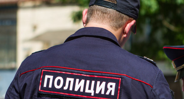 Сотрудник полиции.  Фото: Геннадий Аносов / Югополис