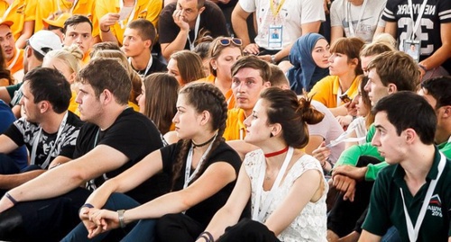Участники форума "Машук-2016". Фото с официальной страницы форума в соцсети "ВКонтакте", Vk.com/forum_mashuk