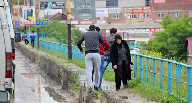 Жители Хасавюрта. Дагестан. Фото Магомеда Магомедова для "Кавказского узла"