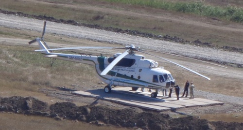 Вертолет на полигоне учений.  Фото Инны Кукуджановой для "Кавказского узла"