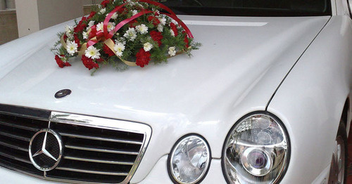 Автомобиль свадебного кортежа. Фото: Flickr/nikilok