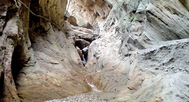 Чиркатинское ущелье, Гумбертовский район Дагестана. Фото: Раисат Ахмедовна, http://odnoselchane.ru/?page=photos_of_category&sect=393&com=photogallery