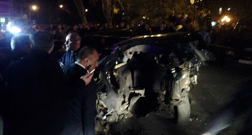 На месте взрыва автомобиля депутата от "Единого национального движения" Гиви Таргамадзе. Фото Беслана Кмузова для "Кавказского узла"