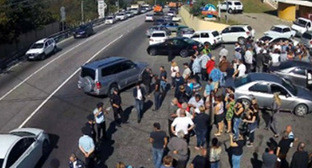Акция протеста автомобилистов. Сочи, 5 октября 2016 г. Фото http://www.pereslavl.ru/news/world/501403.htm